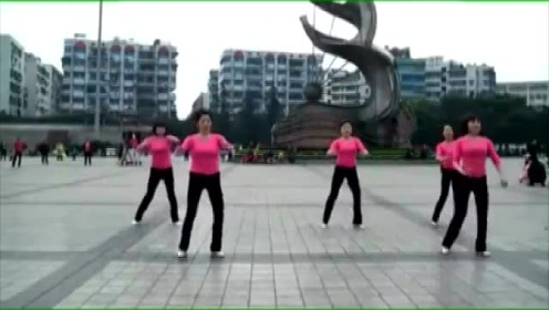 周思萍最新广场舞作品，与自然共舞，探寻内心平和之道