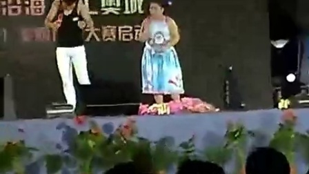 小黄飞2025年最新演出，友情、笑声与陪伴的温馨之夜之夜